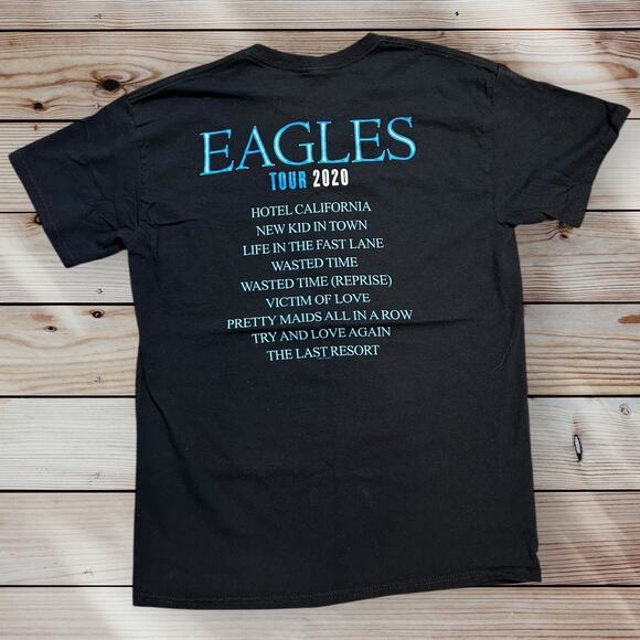 Eagles Hotel California Tour 2020 Tee Black Graphic Band T-Shirt Medium V02 - Picture 3 of 3